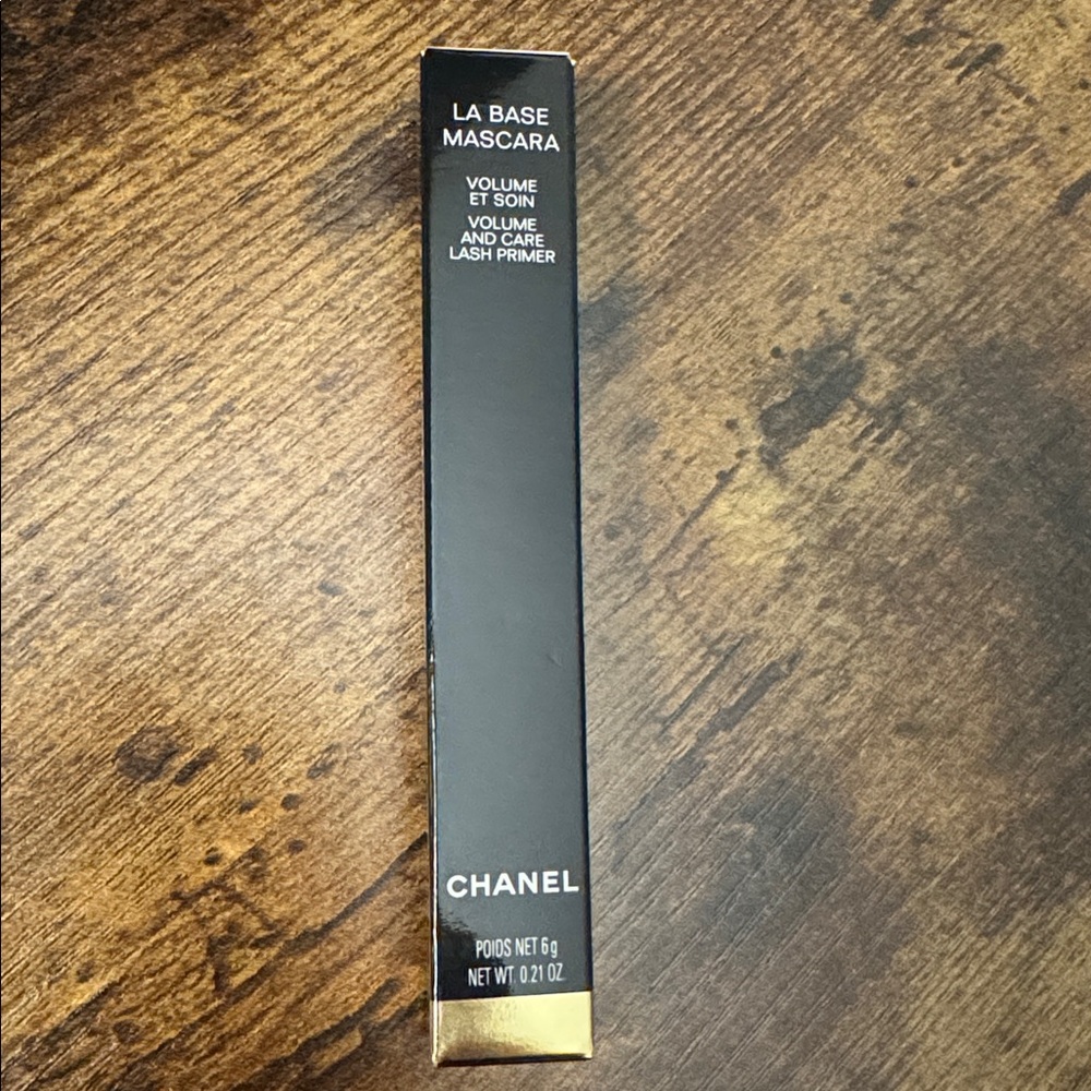 CHANEL La Base Mascara Lash Primer in Black with Gold Accent ⭐️BRAND NEW⭐️